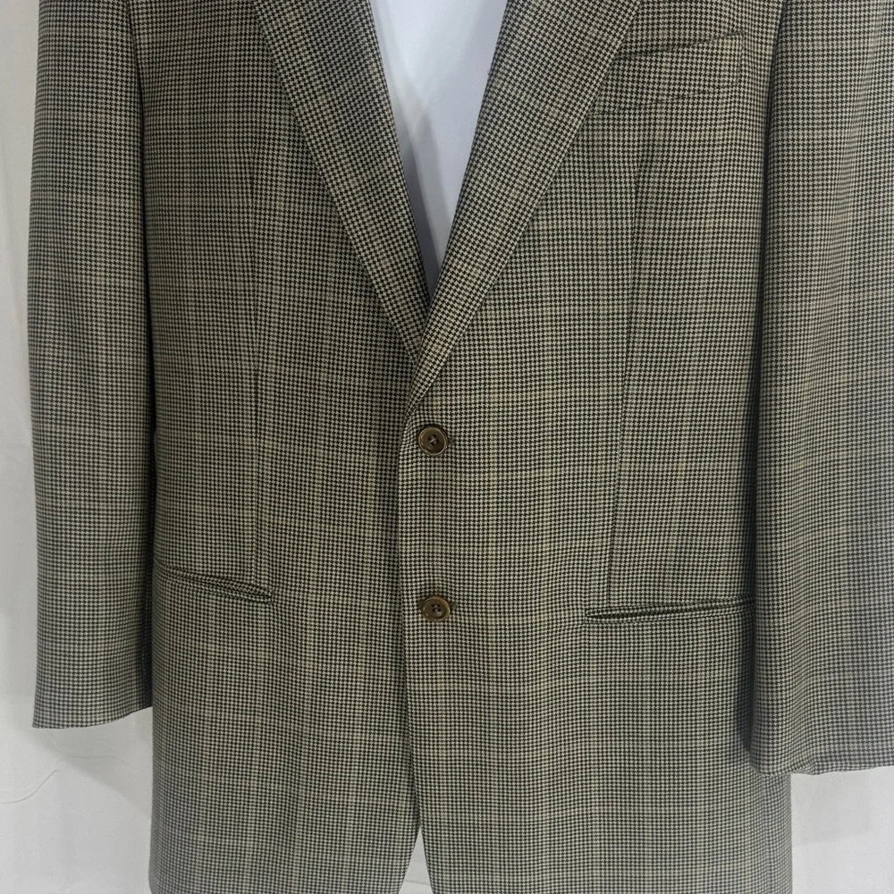 Armani Collezioni Tan Plaid Blazer Size 42R